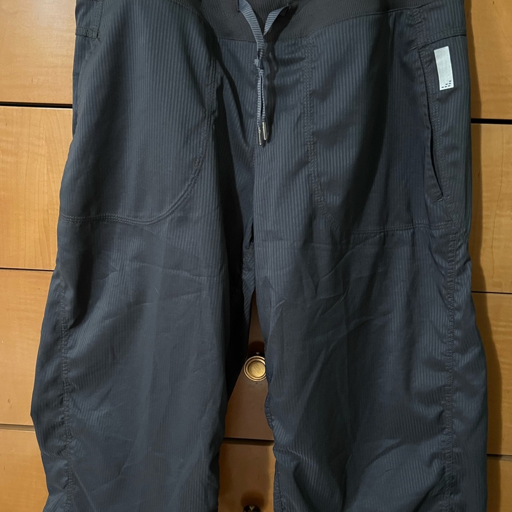 BCG Exercise Capris Activewear Gray Size Medium